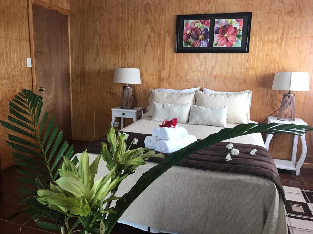 Teanehi Bed & Breakfast Hanga Roa Exterior foto